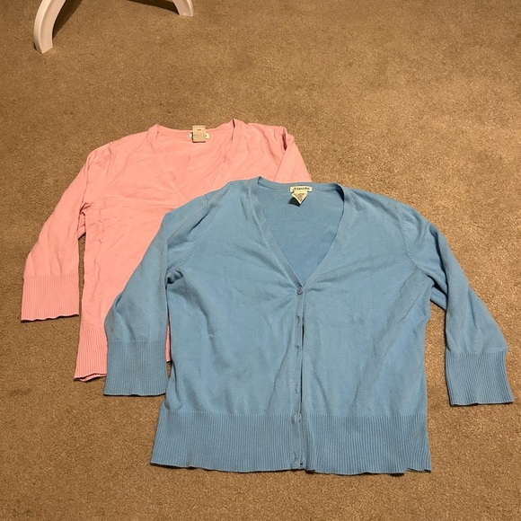 EUC Set of 2 Women’s Pink & Blue Cardigans - Picture 1 of 4
